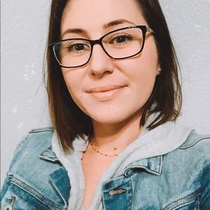 Meet your Posher, Janine